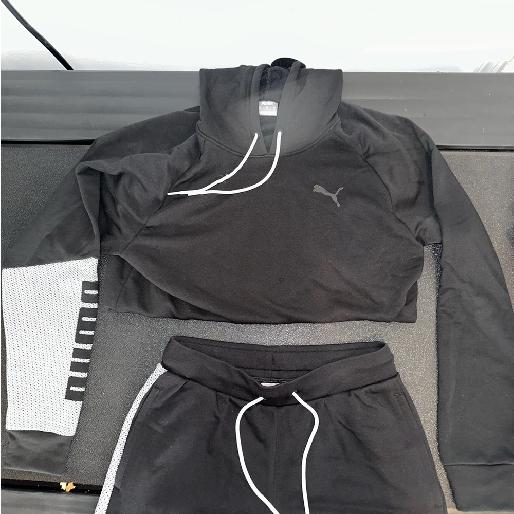 Puma Sweatsuit - BRAND NEW NEVER WORN